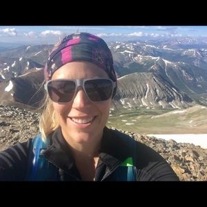 Meet your Posher, Dana